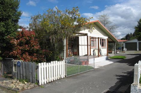 Photo of property in 12 Motueka Street, Nelson South, Nelson, 7010