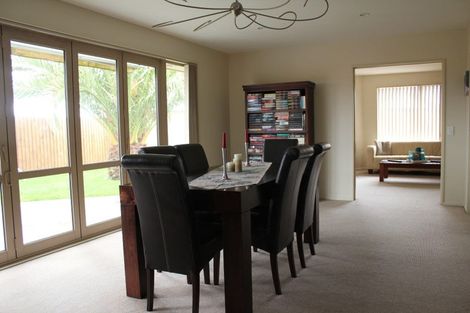 Photo of property in 15 Cassinia Gardens, Aidanfield, Christchurch, 8025