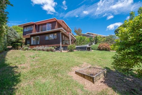Photo of property in 7 Cable Bay Block Road, Cable Bay, 0420