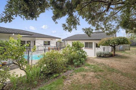 Photo of property in 9 Maniapoto Grove, Waipahihi, Taupo, 3330