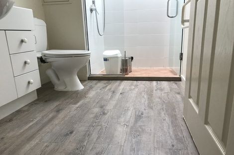 Photo of property in 2/271 Memorial Avenue, Burnside, Christchurch, 8053