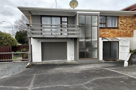 Photo of property in 1/27 Butterworth Drive, Glendene, Auckland, 0602