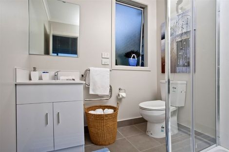 Photo of property in 115 Monarch Avenue, Hillcrest, Auckland, 0627