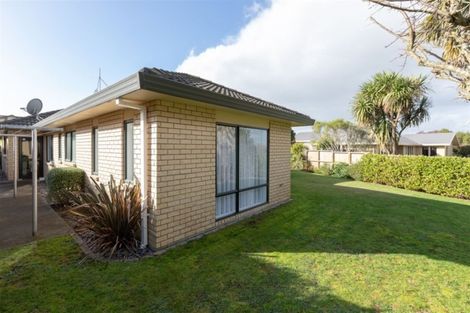 Photo of property in 69 Ayrshire Drive, Grandview Heights, Hamilton, 3200