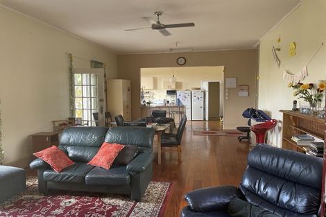 Photo of property in 183 Rautawhiri Road, Helensville, 0875