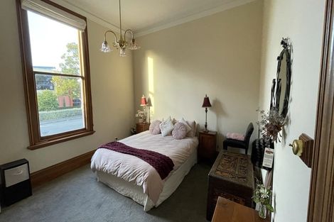 Photo of property in 127 Merivale Lane, Merivale, Christchurch, 8014