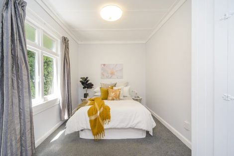 Photo of property in 26 Knowles Street, Terrace End, Palmerston North, 4410