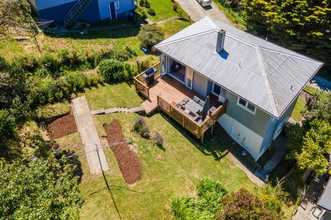 Photo of property in 11 Arene Grove, Titahi Bay, Porirua, 5022