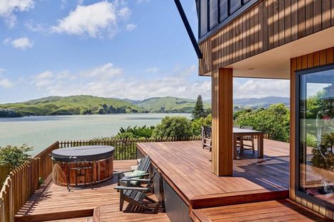 Photo of property in 41 Seaview Road, Paremata, Porirua, 5024