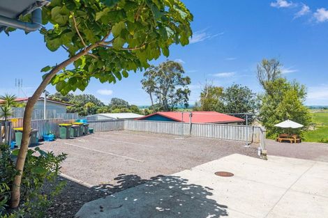 Photo of property in 1/130 Pukehina Parade, Pukehina, 3189