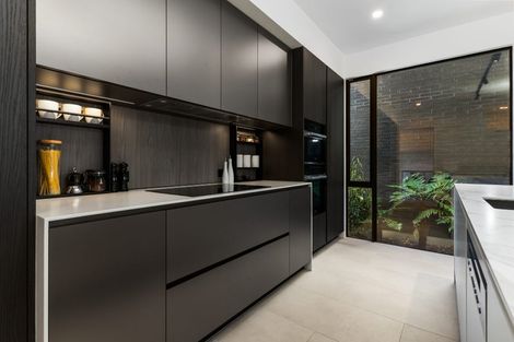 Photo of property in 9 Hewitts Road, Merivale, Christchurch, 8014