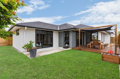 Photo of property in 7 Tuangi Way, Papamoa Beach, Papamoa, 3118