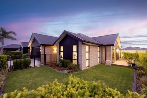 Photo of property in 45 Cotula Way, Papamoa Beach, Papamoa, 3118