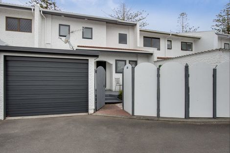 Photo of property in 461 Marine Parade, Napier South, Napier, 4110
