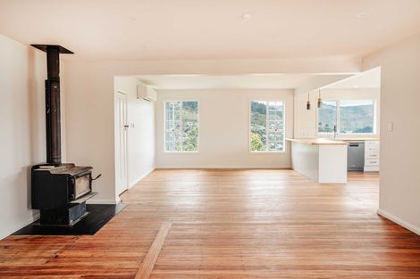 Photo of property in 2 Selwyn Lane, Lyttelton, 8082