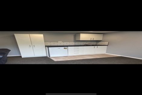 Photo of property in 53 Victory Crescent, Tawa, Wellington, 5028