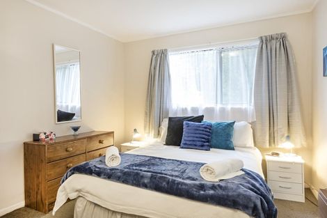 Photo of property in 54a Lincoln Avenue, Tawa, Wellington, 5028