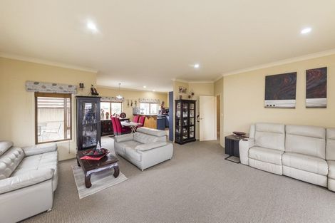 Photo of property in 41 Fitchett Street, Palmerston North, 4410