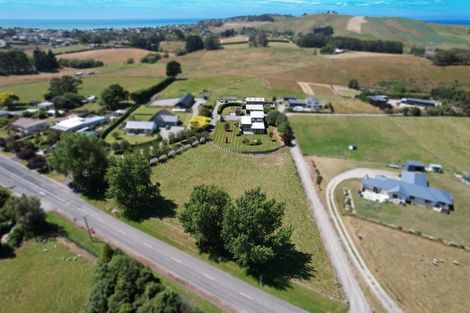 Photo of property in 141 Awamoa Road, Holmes Hill, Oamaru, 9401