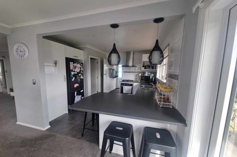 Photo of property in 22 Murray Street, Wallaceville, Upper Hutt, 5018