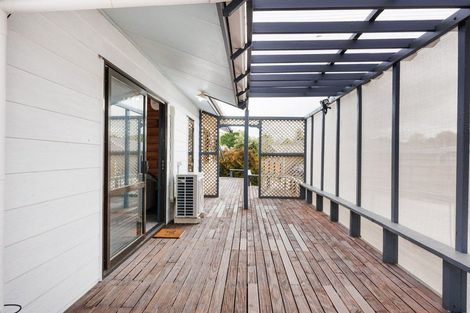 Photo of property in 14 Pukepapa Road, Marton, 4710