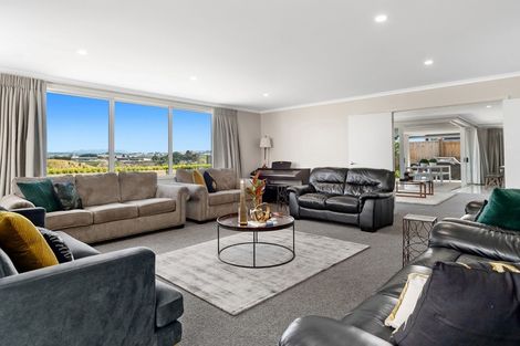 Photo of property in 83 Penetaka Heights, Pyes Pa, Tauranga, 3112