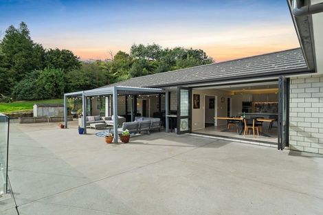 Photo of property in 2d Country Club Lane, Waiuku, 2123