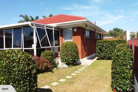 Photo of property in 11b Tatua Place, Conifer Grove, Takanini, 2112