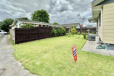 Photo of property in 86 Oakfield Crescent, Pukete, Hamilton, 3200
