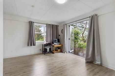 Photo of property in 5/162 Onewa Road, Northcote, Auckland, 0627
