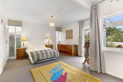 Photo of property in 3 Homewood Avenue, Karori, Wellington, 6012