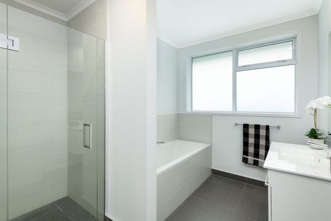 Photo of property in 34 Cassinia Close, Papamoa Beach, Papamoa, 3118