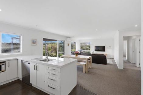 Photo of property in 35 Anne Burton Drive, Warkworth, 0910