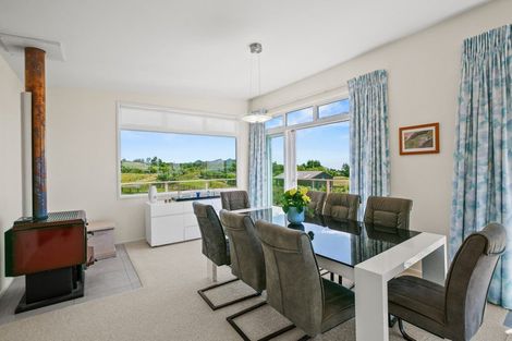 Photo of property in 1532 Carrington Road, Hurworth, New Plymouth, 4371