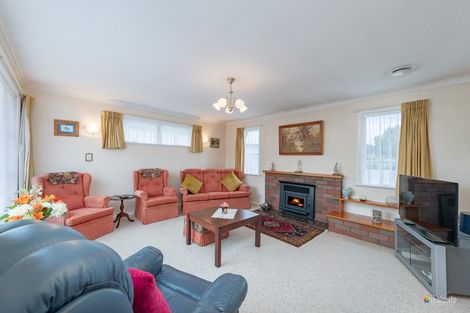 Photo of property in 41 Oxford Crescent, Ebdentown, Upper Hutt, 5018