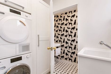 Photo of property in 73 Caledonian Road, St Albans, Christchurch, 8014