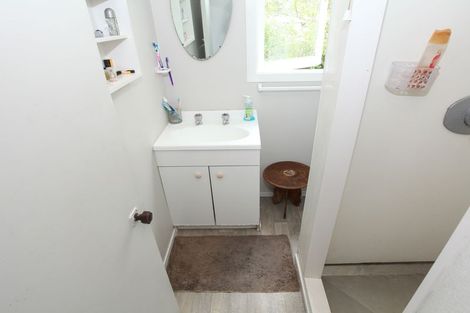 Photo of property in 2 Pokohui Avenue, Raglan, 3225