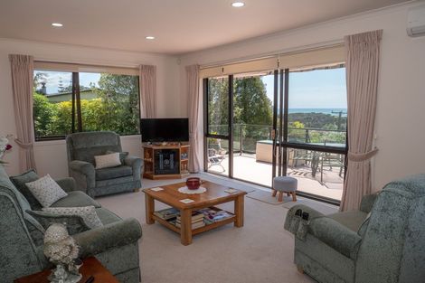 Photo of property in 95 Cable Bay Block Road, Cable Bay, 0420