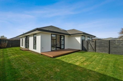 Photo of property in 18 Maka Lane, Halswell, Christchurch, 8025