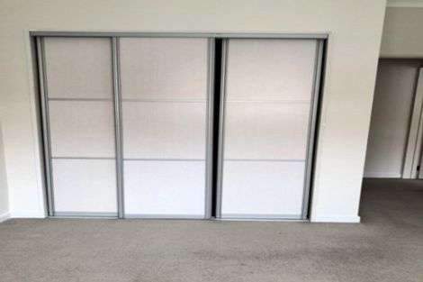 Photo of property in 10/44 Carlos Drive, Flat Bush, Auckland, 2016