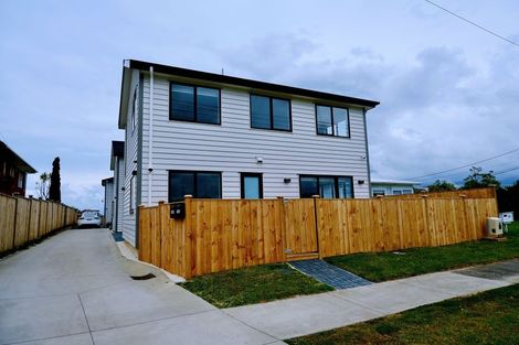 Photo of property in 104a Eversleigh Road, Belmont, Auckland, 0622