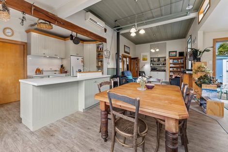 Photo of property in 172 Gladstone Road, Dalmore, Dunedin, 9010