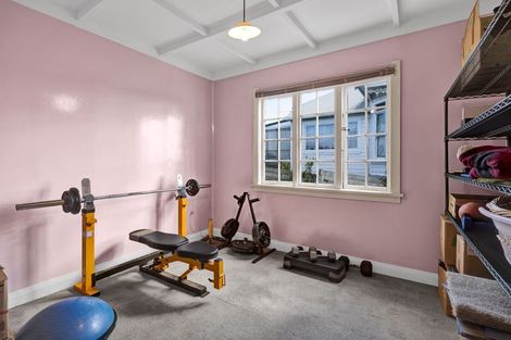 Photo of property in 6 Devon Street, Patea, 4520