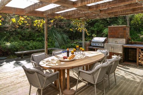 Photo of property in 487 Kanohi Road, Kaukapakapa, 0873