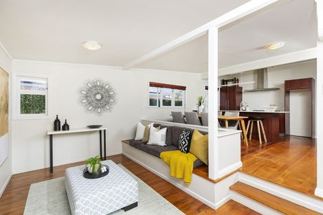 Photo of property in 31 Mozeley Avenue, Devonport, Auckland, 0624