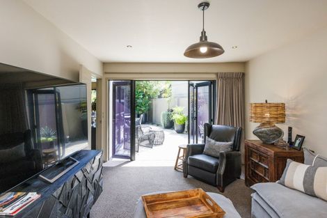 Photo of property in 143 Victoria Avenue, Hokowhitu, Palmerston North, 4410