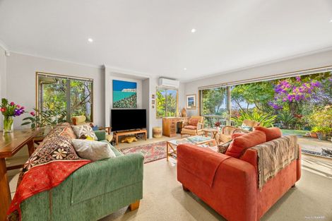 Photo of property in 3 Rakau Views, Orewa, 0931