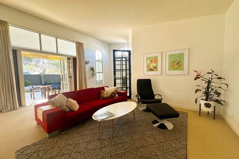 Photo of property in 1/12 Rodney Road, Northcote Point, Auckland, 0627