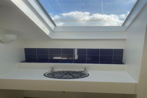 Photo of property in 2a Seaforth Avenue, Mangere Bridge, Auckland, 2022