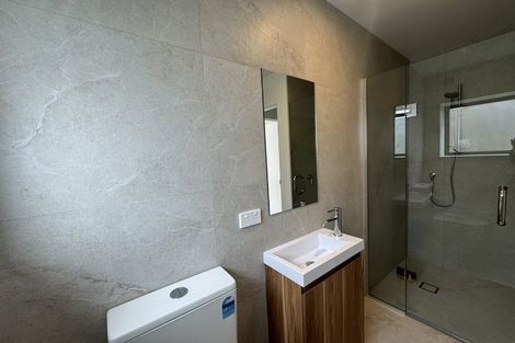 Photo of property in 4/39 Archers Road, Hillcrest, Auckland, 0629